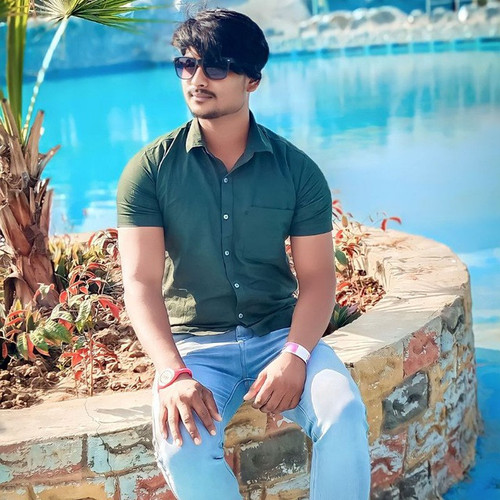 akki8719.jpg