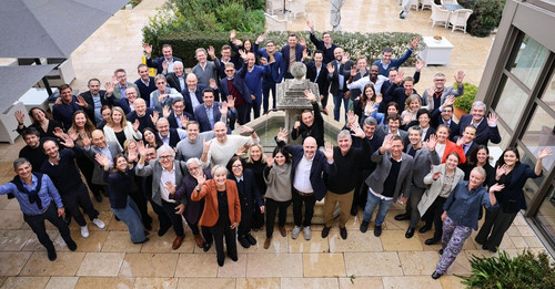 G WinalXIAE4L c?format=jpg.jpg