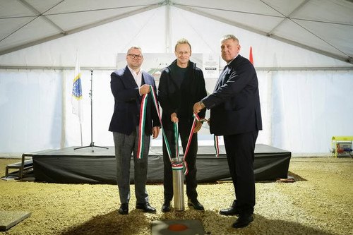 619333221 1461241286012195 1132030251659698759 n.jpg?stp=dst jpg p180x540 tt6& nc cat=100&ccb=1 7& n.jpg