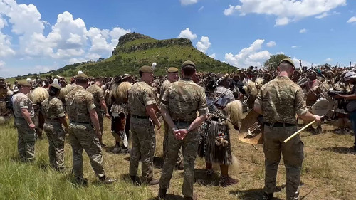 7HF9luvTA5SaCW l.jpg