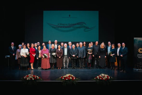 616826798 1213725030746115 6418201164117427229 n.jpg?stp=dst jpg s590x590 tt6& nc cat=102&ccb=1 7& n.jpg