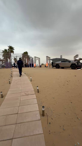 uE5EyYuVujWK1 6n.jpg