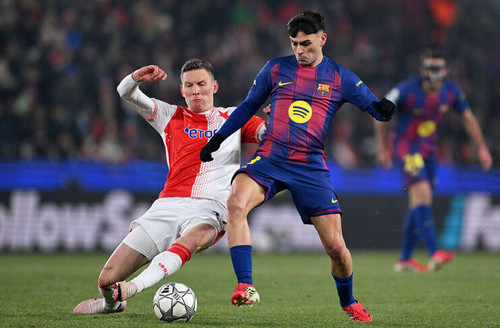 Pedri Cedera Lagi Harus Menepi Sebulan theScore.jpg