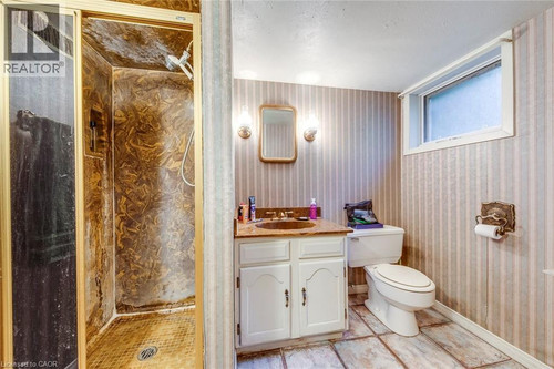 40777849 32.jpg
