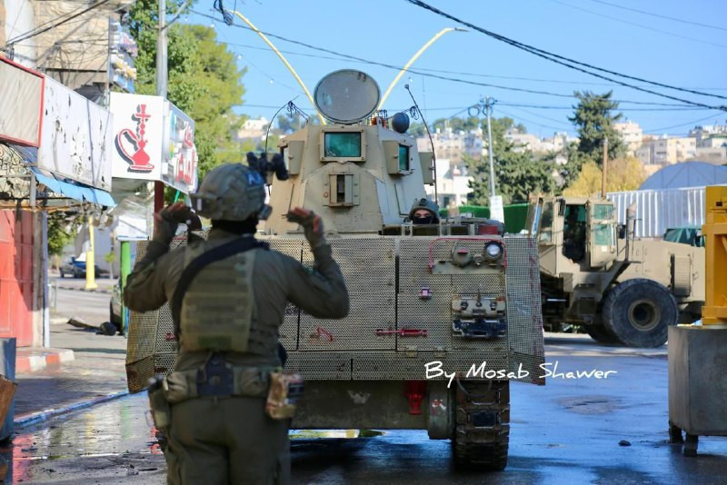 قناة "كان": حكومة نتنياهو تصادق الأحد المقبل على تجنيد نحو 280 ألف جندي احتياط حتى شهر مارس؛ لمواصلة عمليات الجيش على جبهات القتال....