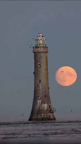 hPf70MzghWs0h 4 .jpg