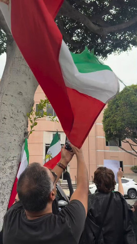 RHDdCeSZdjD oPvc.jpg