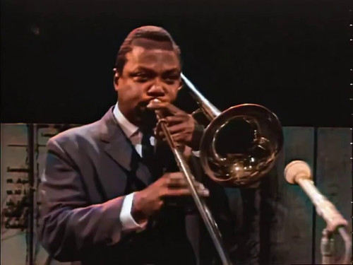 N1uU LdQnsXBqM8I.jpg