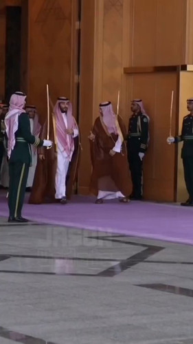 3MKEdCExN9Pw MXC.jpg