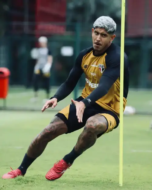 Reapresentação do São Paulo: time se mobiliza em busca de recuperação após derrota frustrante