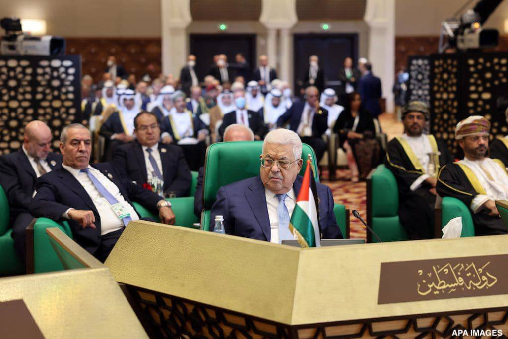 تقرير أمريكي داخلي: السلطة الفلسطينية خارج حسابات الاستمرار

▪ تقرير تحليلي داخلي أعدّه مستشارون مقربون من الرئيس الأميركي دونالد ترامب يثير تساؤلات ع...