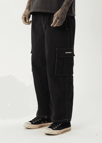 M251403 BLK 1170 768x1075.png