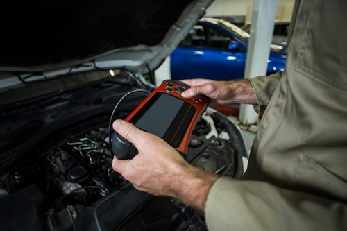 Advanced Vehicle Diagnostics Services by SPARQ for Accurate Results.jpg