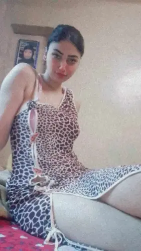 نودز سورية حيحانه اوى تلعب فى زنبورها وتحكه وتلعب فى كسها 11 576x1024