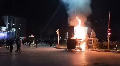 KhM 2Hsi7g tGirs.jpg