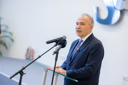 619592168 1431490555014673 221781483149106995 n.jpg?stp=dst jpg s590x590 tt6& nc cat=108&ccb=1 7& nc.jpg