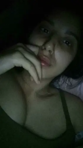 نودز جزائريه هايجه ع الاخر ومش قادره من المحنه تدعك كسها و تجيب شهوتها 4 576x1024