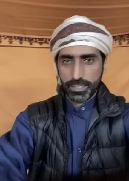 ZEusY7J4TXXcmUzi.jpg
