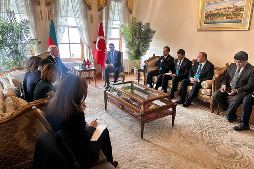 G7ypWLQWIAEHdRz.jpg