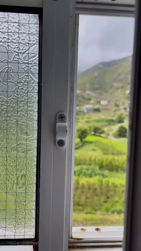 b Oe5GU H3wUiWbV.jpg