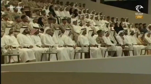 0 4tiCmxjgjbIqHM.jpg