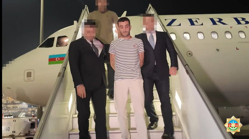 G70YGi3a4AAivZm.jpg