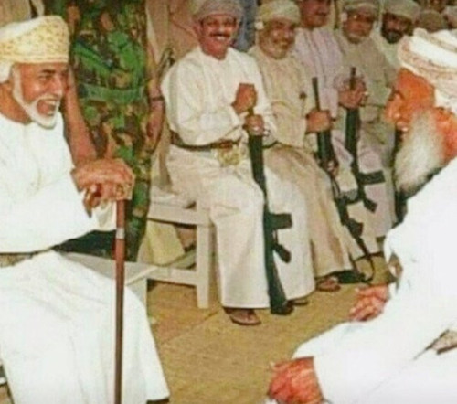 G7vxhCfaIAAs8IB.jpg