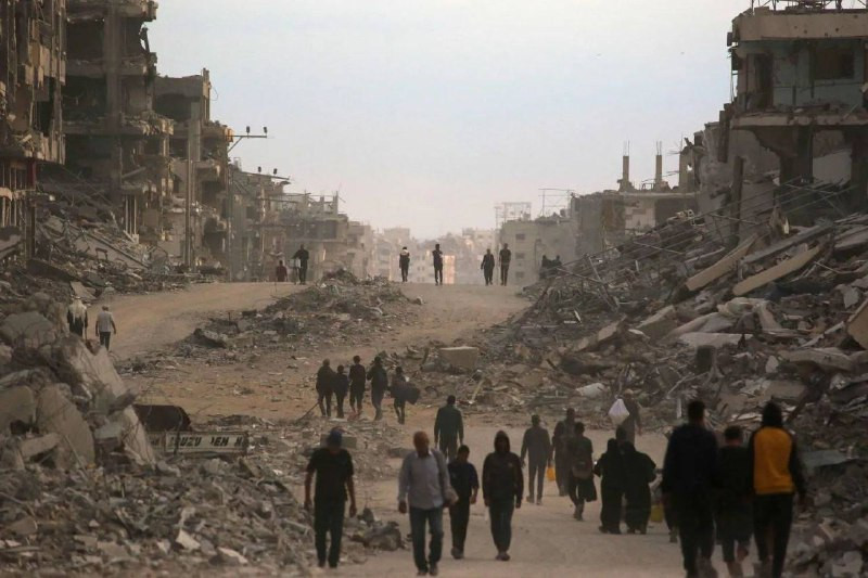 القناة 12 العبرية: مسؤولون أميركيون وإسرائيليون: إدارة ترامب تعتزم تعيين جنرال أميركي لقيادة قوة الاستقرار الدولية في غزة، والولايات المتحدة في المراح...