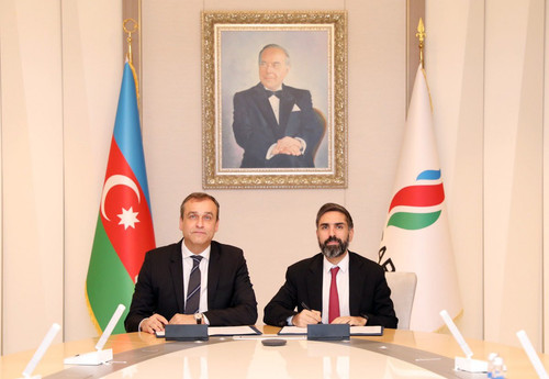 G7z8Y5QbYAAwXzp.jpg