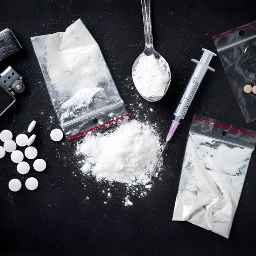 G74dk3BbsAAkCtJ.jpg