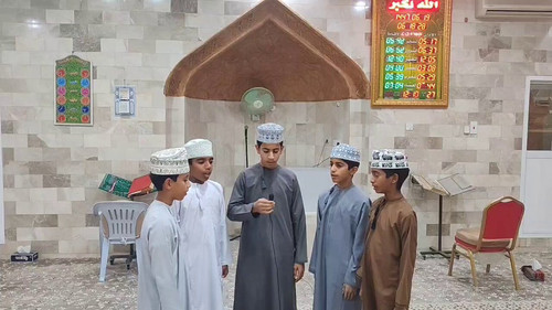 FVzL1tE6QiLbkOWU.jpg