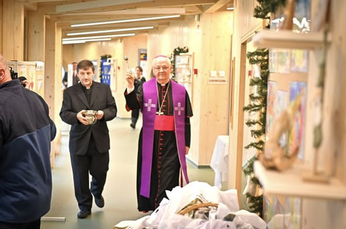 597270383 1248509593766825 5889781500032168611 n.jpg?stp=cp6 dst jpg s590x590 tt6& nc cat=107&ccb=1 .jpg