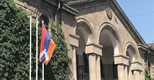 8548828316831448491?url=https%3A%2F%2Fhetq.am%2Fstatic%2Farticles%2F17%2F86%2F88%2Fl fchKz3pmBb.jpg&.jpg