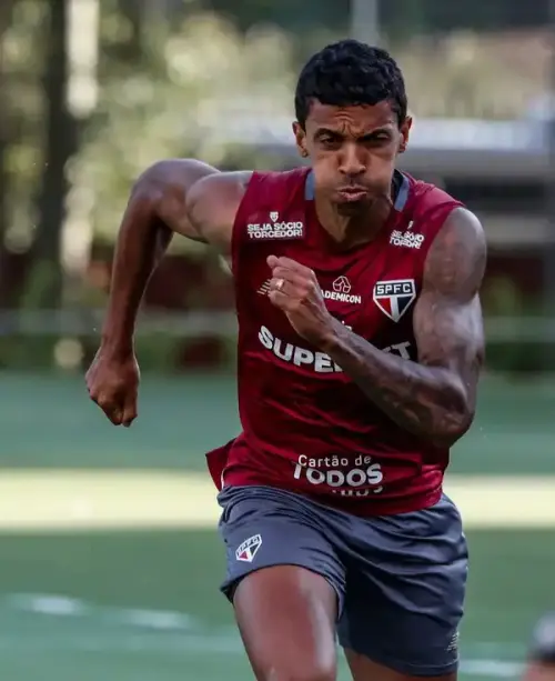 São Paulo decide não renovar contrato de Luiz Gustavo e abre espaço no elenco para 2024