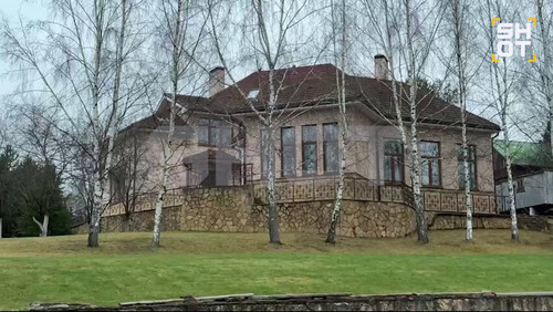 2nHUZ gVRpuDxKzY.jpg