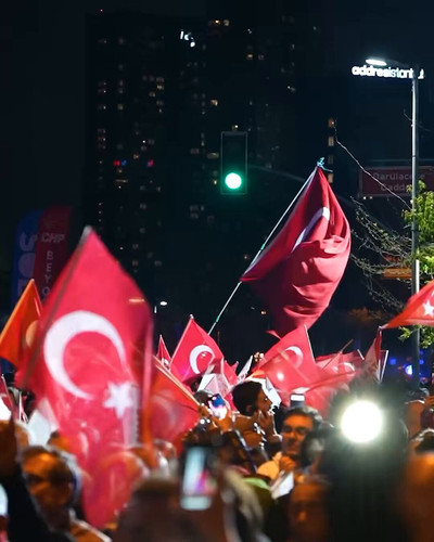 G GDCNandbPc0RcQ.jpg