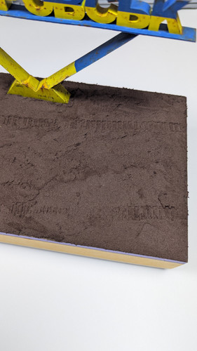 PXL 20251208 223216989