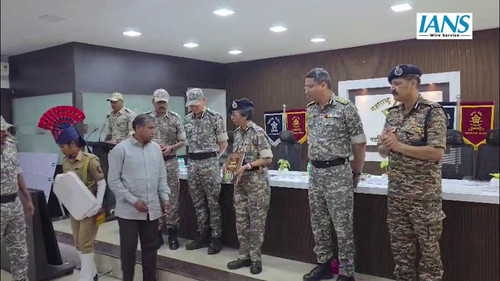 XW AHmUF f TlS0w.jpg