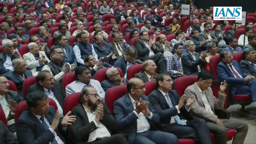 gXVD EKtrgF3335T.jpg