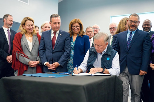 G7ri5U XgAAOrC0?format=jpg.jpg