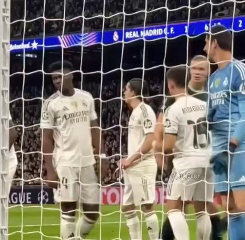 RZEnsU4RlY1e 7v9.jpg