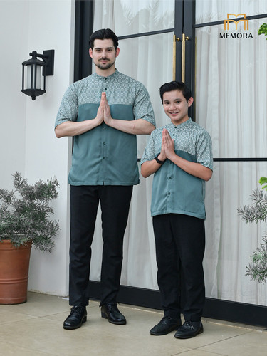 Aurel Emerald Green 0003s 0004 MEMORA 1877.jpg