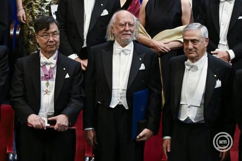 597551748 1292593612674994 5073086285656159918 n.jpg?stp=dst jpg s590x590 tt6& nc cat=103&ccb=1 7& n.jpg