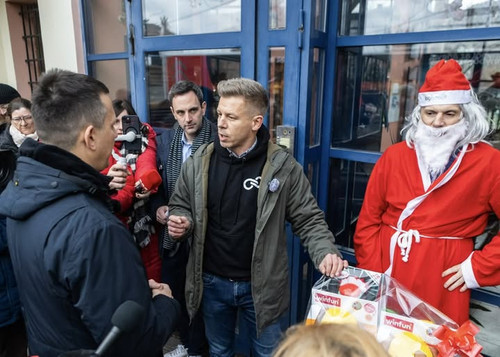 596291152 25897526209855149 2724539425880331786 n.jpg?stp=cp6 dst jpg s720x720 tt6& nc cat=110&ccb=1.jpg