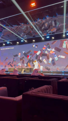 s gjMFyFhQ09oXTw.jpg