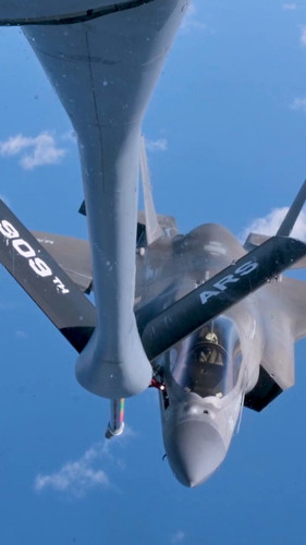 mYYhNJ 978uAqBrQ.jpg