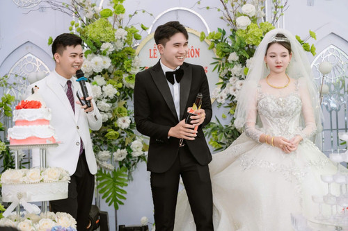 z7308752108704 a1b6e2e02063467a3daf1e5b9516c701.jpg