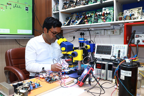 Multitech Institute | AC PCB Repairing Course in Delhi | 8800485390.jpg