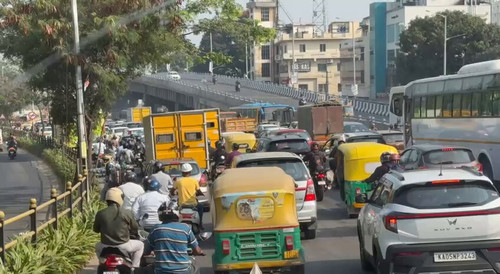 ZgS iAXuJ4gql3Ug.jpg