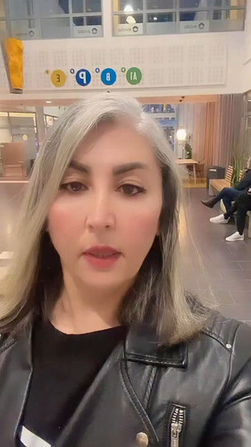 DY wUTggz0nV9Hjr.jpg